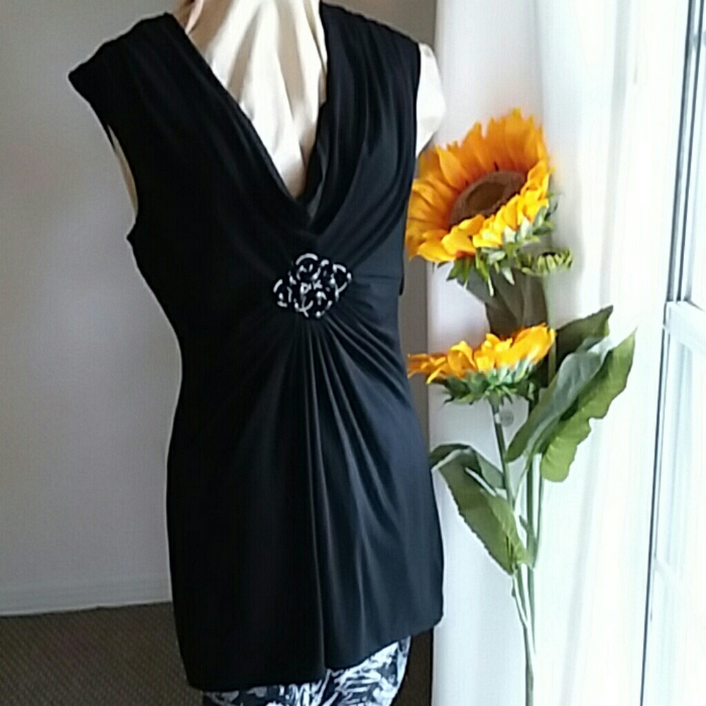 White house black market M sleeveless top